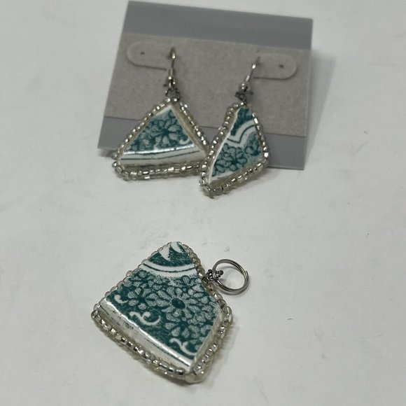 Handmade Earrings & Necklace Set Made from Vintage Pottery - Picture 3 of 6